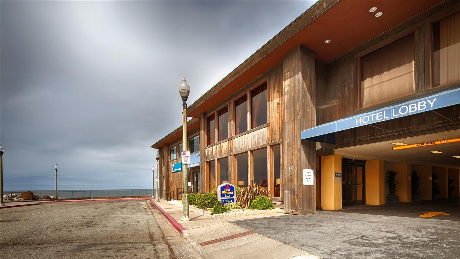 Pacifica Lighthouse Hotel Trademark Collection By Wyndham Exterior foto